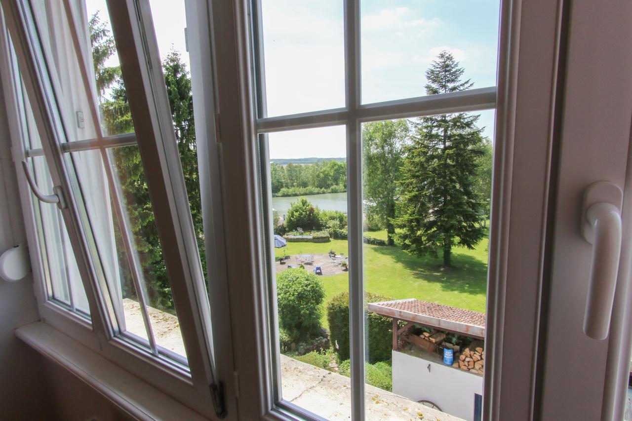 Domaine Du Port Sainte Marie Villa Maizieres-les-Vic Екстериор снимка