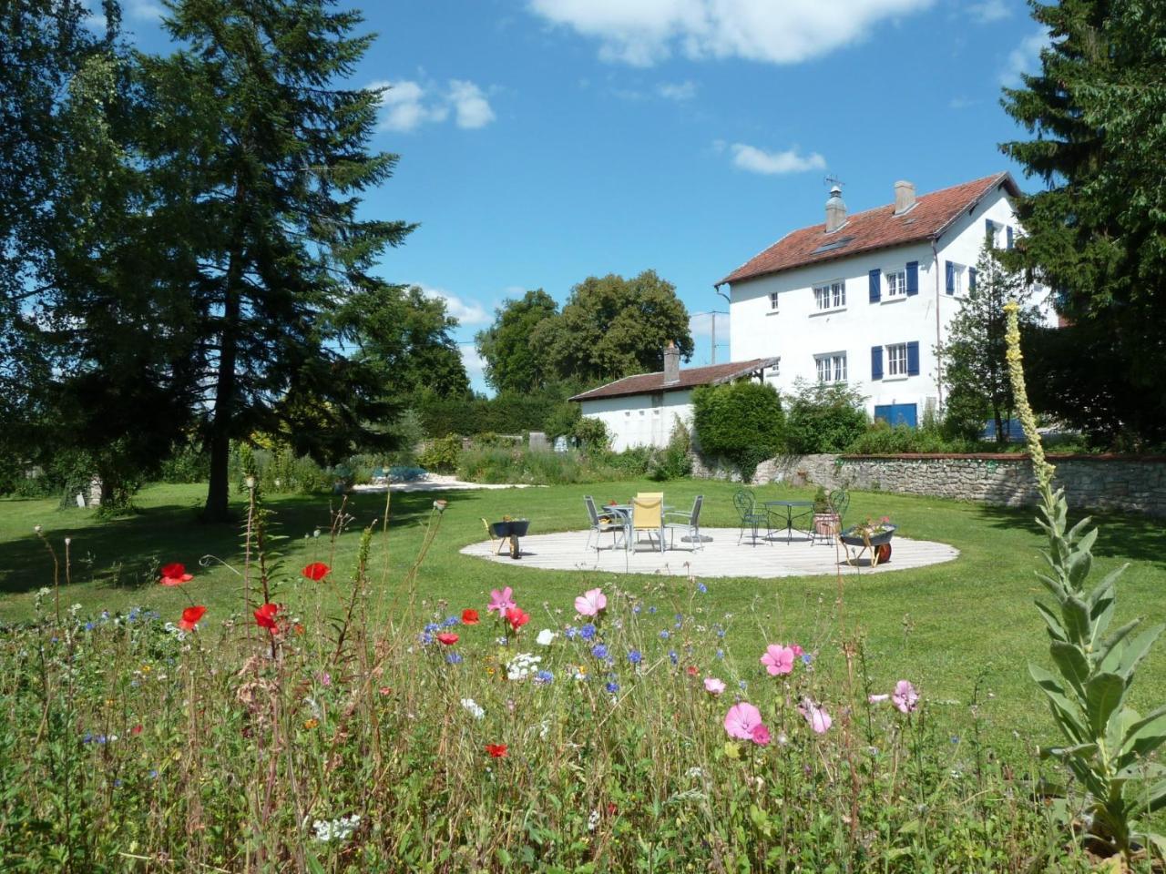 Domaine Du Port Sainte Marie Villa Maizieres-les-Vic Стая снимка